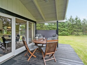 Outdoor dining - "Svantepolk" - 1.1km from the sea by Interhome (Pandrup)