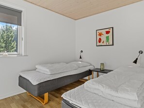 3 bedrooms, WiFi