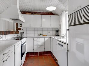 Køleskab, mikrobølgeovn, ovn, opvaskemaskine