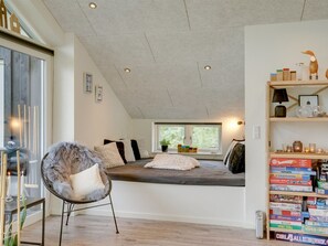 3 bedrooms, WiFi
