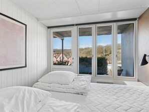 3 bedrooms, WiFi