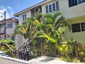 تفاصيل الفندق من الخارج