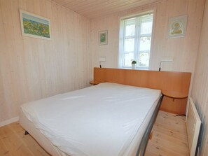 3 bedrooms, Internet