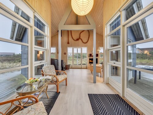 "Janni" - 250m from the sea by Interhome