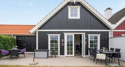 "Manola" - 300m from the sea by Interhome
