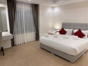 Luxury-Villa | 4 Schlafzimmer, Zimmersafe, Bügeleisen/Bügelbrett, kostenloses WLAN