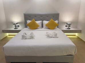 Villa Luxe | 4 chambres, coffres-forts dans les chambres, fer et planche à repasser