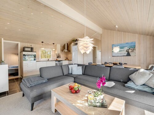 "Shalin" - 1.4km to the fjord by Interhome