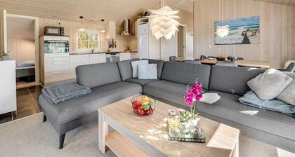 "Shalin" - 1.4km to the fjord by Interhome