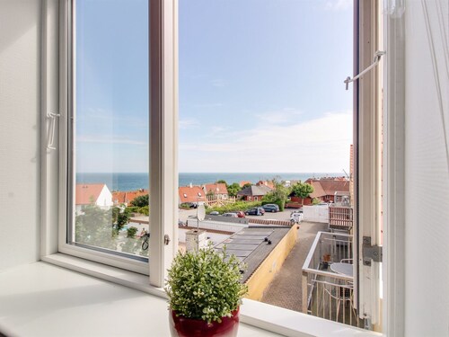 "Sylviane" - 500m from the sea by Interhome