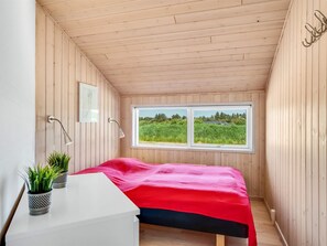 4 bedrooms, internet