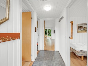 3 bedrooms, internet