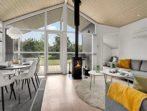 Télévision, cheminée