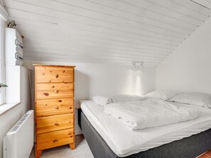 2 bedrooms, Internet