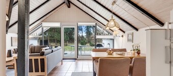 "Arnfin" - 160m from the sea by Interhome