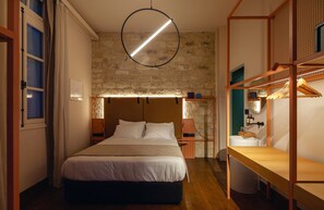 1 bedroom, premium bedding, minibar, in-room safe