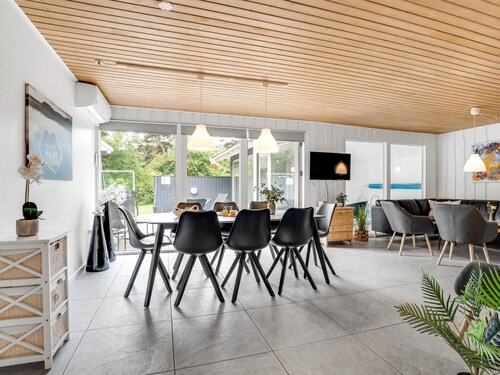 "Sverker" - 300m from the sea by Interhome
