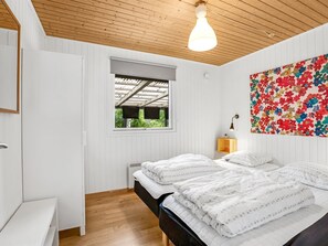 5 bedrooms, internet