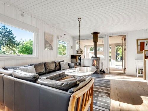 "Arendine" - 700m from the sea by Interhome