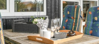 "Ivar" - 900m from the sea by Interhome