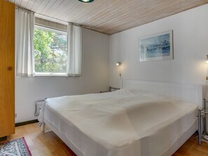 4 bedrooms, Internet - "Sitta" - 400m from the sea by Interhome (Rødby)