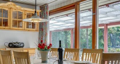 "Sitta" - 400m from the sea by Interhome