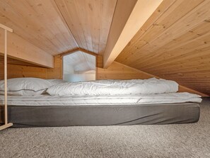 4 室のベッドルーム、インターネット