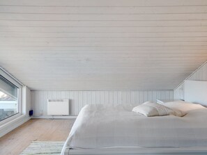 6 bedrooms, WiFi