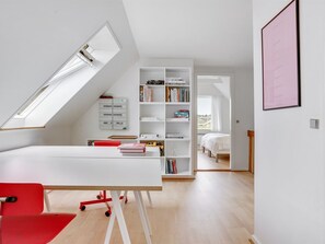 4 bedrooms, WiFi