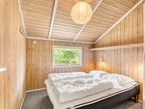 4 bedrooms, internet