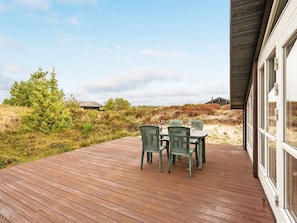 Outdoor dining - "Asina" - 400m from the sea by Interhome (Oksbøl)