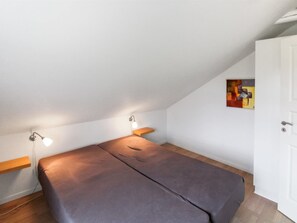 2 bedrooms, WiFi - "Hertha" - 500m from the sea by Interhome (Allinge)