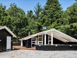 Exterior - "Berenice" - 250m from the sea by Interhome (Hals)