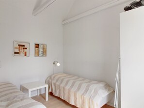 2 bedrooms, internet