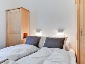 2 室のベッドルーム、WiFi