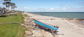 "Aleksa" - 400m from the sea by Interhome