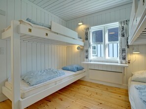 2 bedrooms, Internet