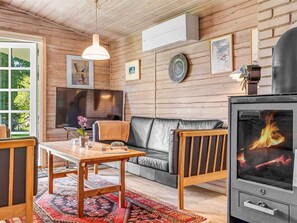 Fernseher, Kamin