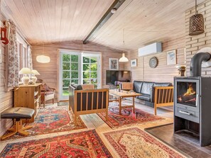 TV, fireplace - "Berit" - 700m from the sea by Interhome (Væggerløse)