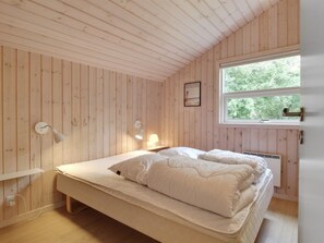 5 bedrooms, WiFi