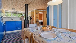 Dining - "Elenor" - 300m from the sea by Interhome (Væggerløse)