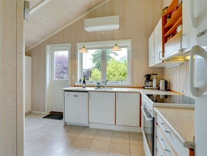 Køleskab, mikrobølgeovn, ovn, opvaskemaskine