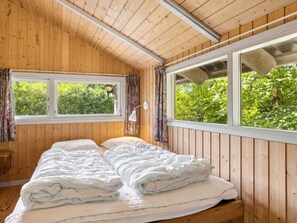 2 bedrooms, internet