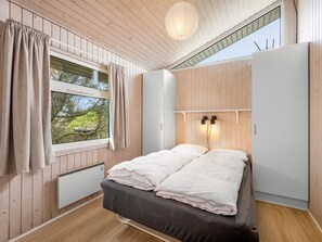 4 soverom og internettilgang