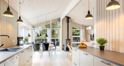 "Andrie" - 800m from the sea by Interhome