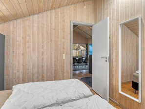 4 bedrooms, WiFi