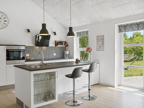 Fridge, oven, dishwasher, highchair