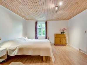 5 chambres, accès Internet