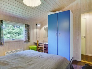 3 bedrooms, Internet