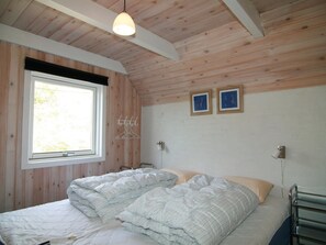 3 bedrooms, Internet